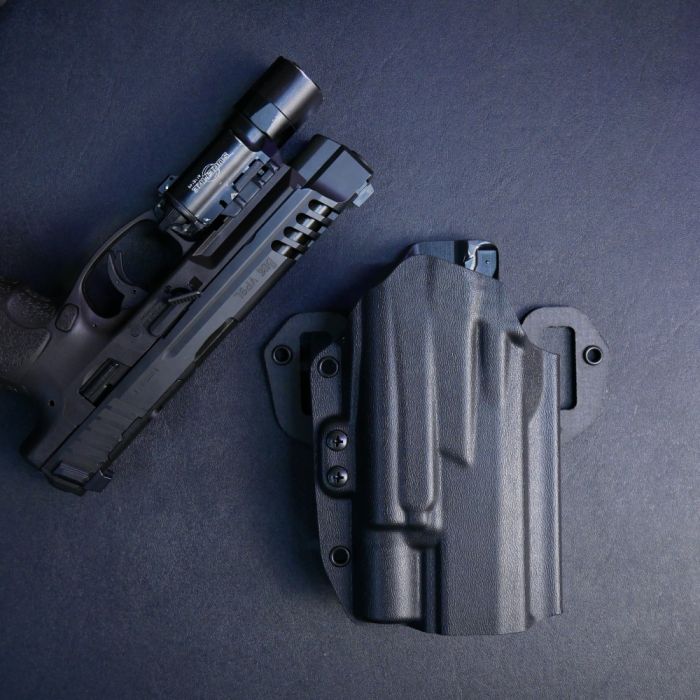 Werkz M7 Outlier OWB Holster for Most Modern Pistols (Thumb Rest