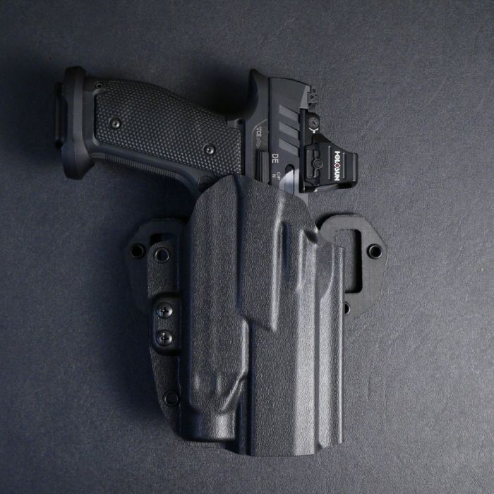 Werkz M7 Outlier OWB Holster for  Most Modern Pistols with Holosun P.ID Plus