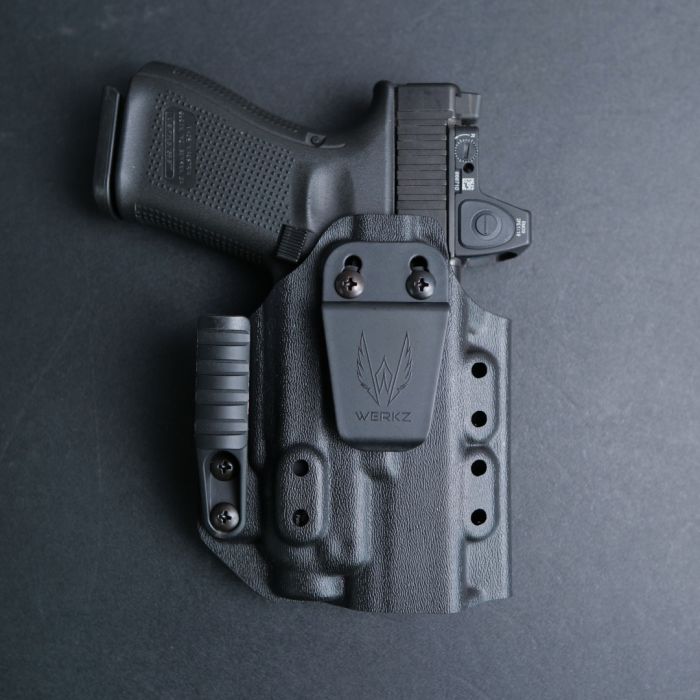 Werkz M6 IWB / AIWB Holster for Glock G19 (+More) with Streamlight TLR-7X