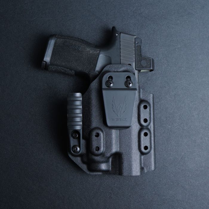 Werkz M6 IWB / AIWB Holster for Sig Sauer P365 / P365XL with Streamlight TLR-8 Sub for Sig Sauer P365