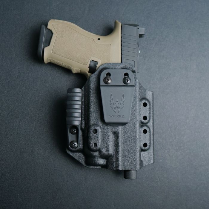 Werkz M6 IWB / AIWB Holster for Palmetto State Armory Dagger with Streamlight TLR-7X