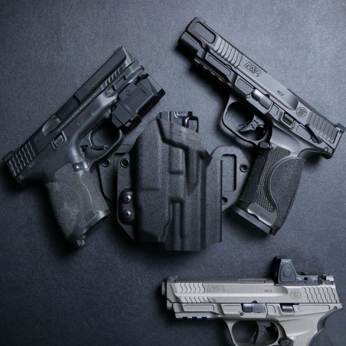 Werkz M7 OWB Holster for Smith & Wesson M&P 2.0 with Olight PL X OWB