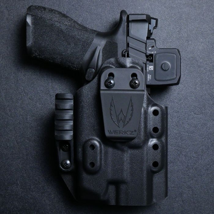 Werkz M6 IWB / AIWB Holster for Springfield Echelon 4.0C with Olight PL X