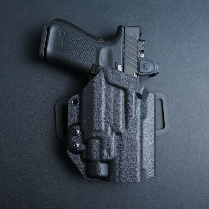 Werkz M7 OWB Holster for Glock G17 (+More) with Streamlight TLR-8