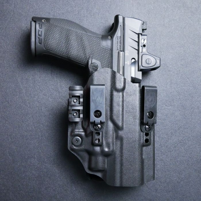 Bisect for Walther PDP, Streamlight TLR-7