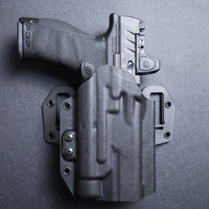 Werkz M7 OWB Holster for Walther PDP with Streamlight TLR-1 / TLR-1S / TLR-1HL