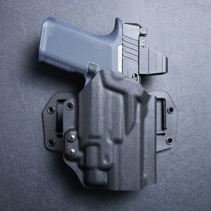 Werkz M7 OWB Holster for Glock G17 (+More) with Streamlight TLR-8 HL-X
