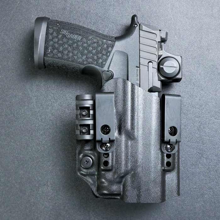 Bisect for Sig Sauer P365 XMacro with Streamlight TLR-7Sub
