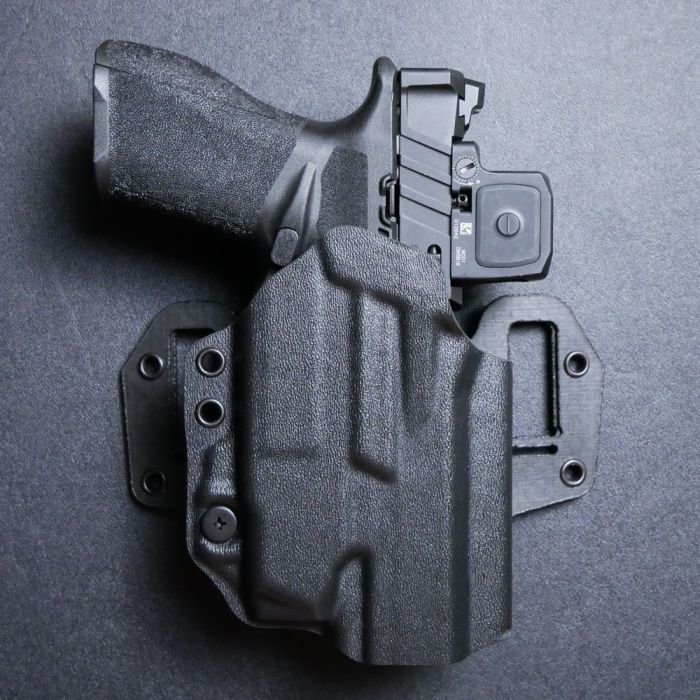 M7 OWB Holster for Springfield Echelon, Olight PL X