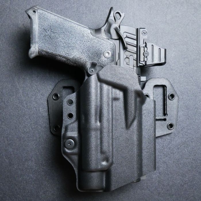 M7 OWB Holster for Staccato HD with Streamlight TLR-1