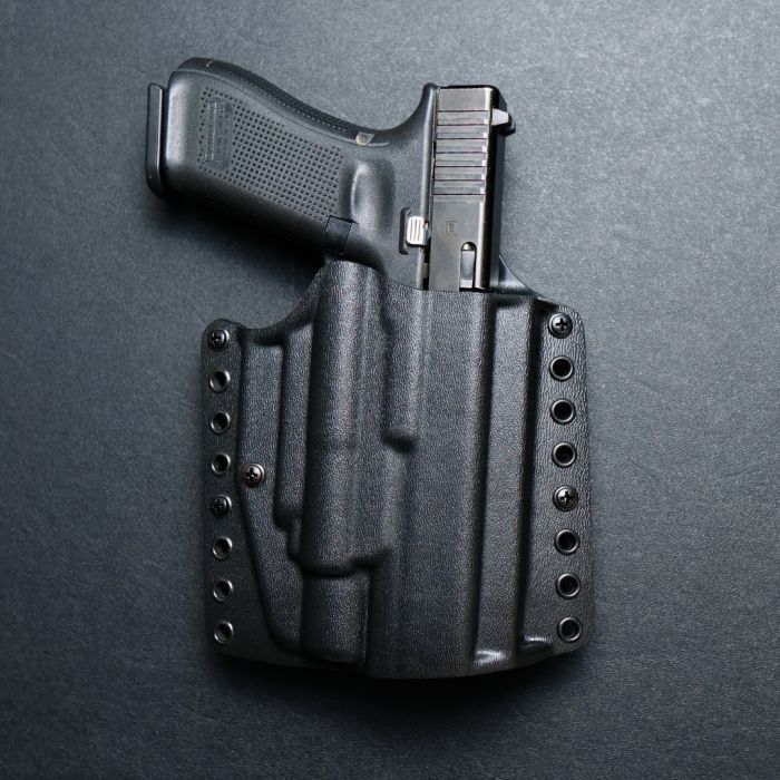 Werkz Origin Holster for Glock G17 / G19 / G34 / G45 (+More) with Olight Valkyrie Turbo + Baldr Pro R + PL-Pro, Right, Black