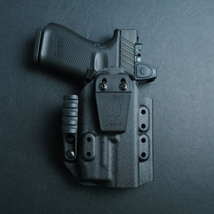 Werkz M6 IWB / AIWB Holster for Glock G19 (+More) with Surefire XR-1 / XR-2, Right, Black