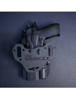 Werkz M7 Outlier OWB Holster for  Most Modern Pistols with Surefire X300 / X300 Ultra / X300 Turbo