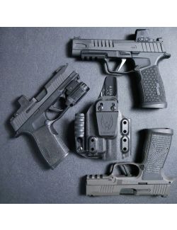 Werkz M6 IWB / AIWB Holster for Sig Sauer P365-xmacro with Olight PL-MINI 3 Valkyrie for 1913