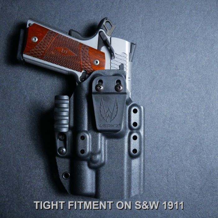 Werkz M6 IWB / AIWB Holster for Staccato XC with Surefire X300